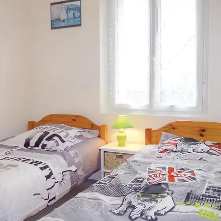 Pet Friendly In St Marcouf De L'isle * Saint-Marcouf