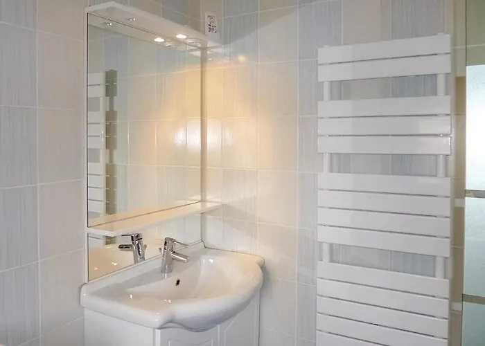 Gorgeous In St Marcouf De L'isle *