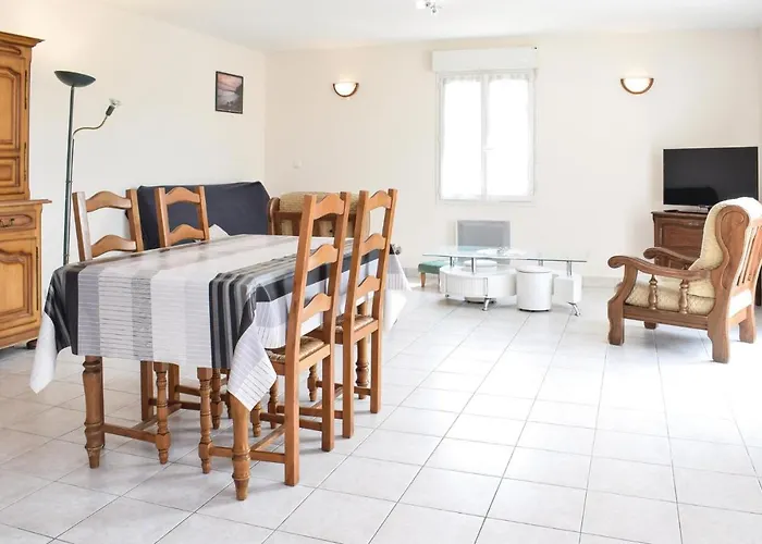 Gorgeous In St Marcouf De L'isle Σπίτι διακοπών